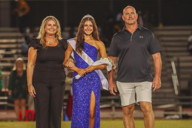 Senior homecoming court was made up of four princesses, four princes and a king and queen. Senior court: Nariya Ibeabuchi; Kyla Dille; Myka Gray; Autumn Graham; Deborah Hoffman; Corbin Fletcher; Calvin McCardell; Rodel Barnes; Kenny Schweitzer; and Lincoln Brehmer. Rodel Bagnes was crowned king and Myka Gray was crowned queen. Princes and princesses with their escorts at Friday’s YHS football game. Photo by Ashley Chandler/News-Leader