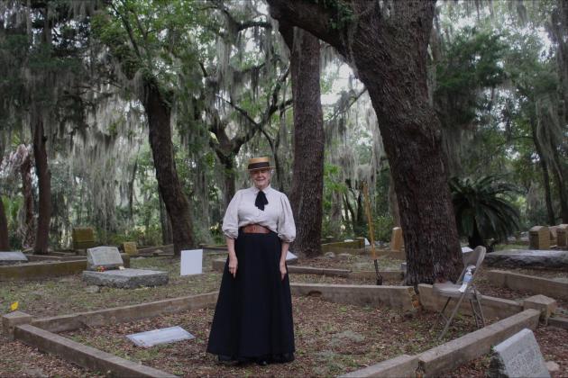 Arlene Filkoff portraying Estelle Rogers, one of the first female funeral directors in the state during the museum’s Graveside Chronicles.  Photos by Marisa DeMar/News-Leader