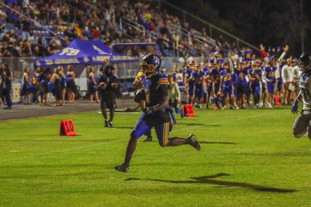 Pirate football on Oct. 24, in Week 10 of High School Football. Photo by Ashley Chandler/News-Leader