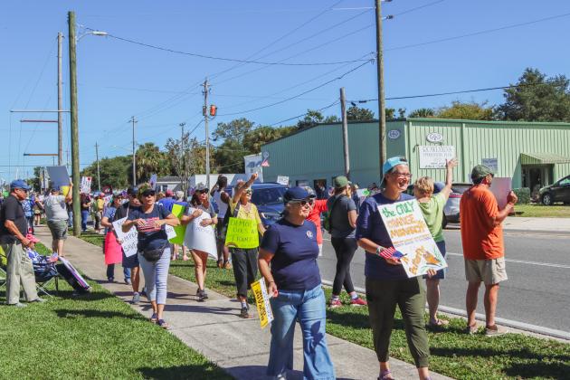 A "No Kings" demonstration was held at Eighth and Lime streets on Saturday in downtown Fernandina Beach. Photo by Ashley Chandler/News-Leader
