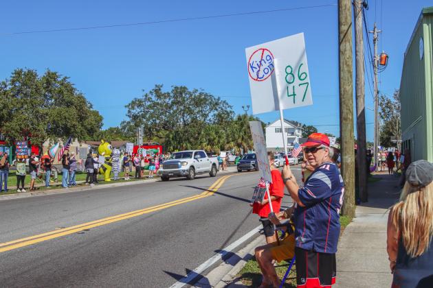 A "No Kings" demonstration was held at Eighth and Lime streets on Saturday in downtown Fernandina Beach. Photo by Ashley Chandler/News-Leader