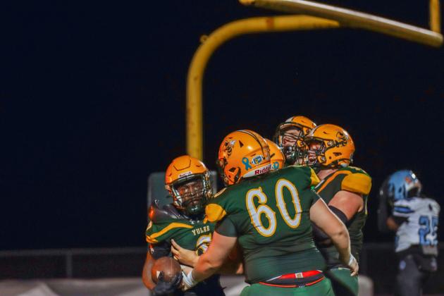 Hornet football in Week Six. Photo by Ashley Chandler/News-Leader