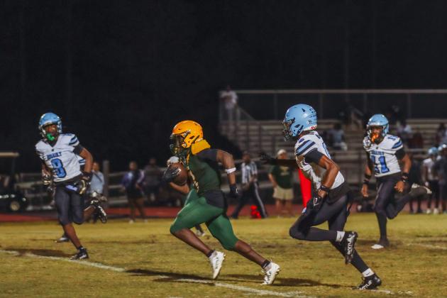 Hornet football in Week Six. Photo by Ashley Chandler/News-Leader