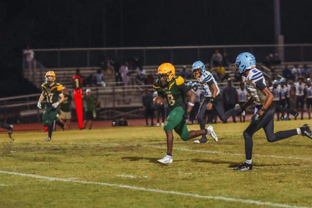Hornet football in Week Six. Photo by Ashley Chandler/News-Leader