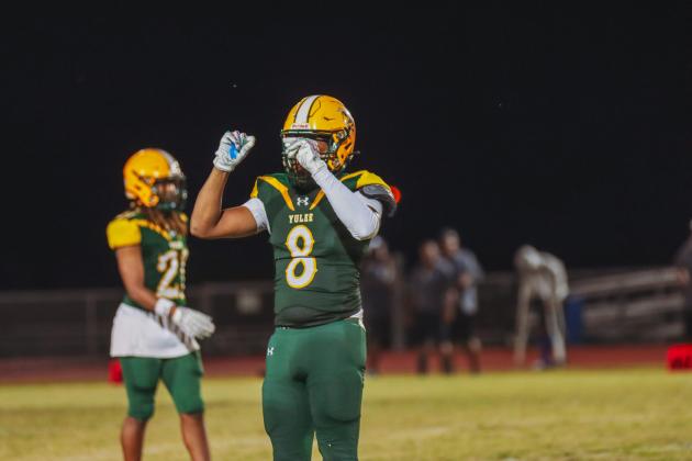 Hornet football in Week Six. Photo by Ashley Chandler/News-Leader
