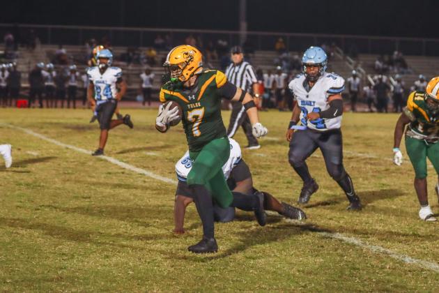 Hornet football in Week Six. Photo by Ashley Chandler/News-Leader