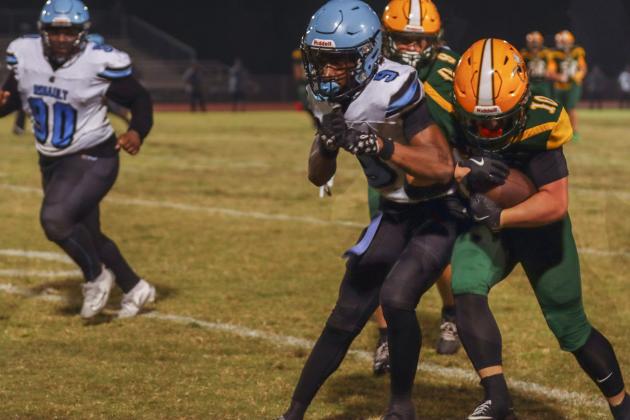 Hornet football in Week Six. Photo by Ashley Chandler/News-Leader