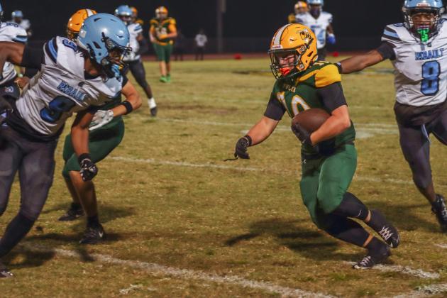 Hornet football in Week Six. Photo by Ashley Chandler/News-Leader