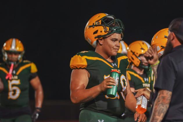 Hornet football in Week Six. Photo by Ashley Chandler/News-Leader