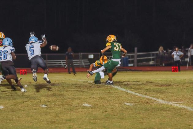 Hornet football in Week Six. Photo by Ashley Chandler/News-Leader