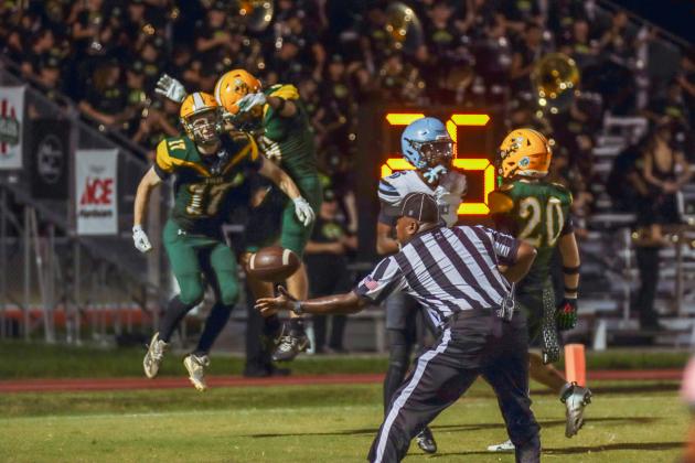 Hornet football in Week Six. Photo by Ashley Chandler/News-Leader