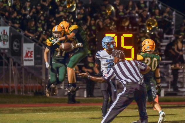 Hornet football in Week Six. Photo by Ashley Chandler/News-Leader