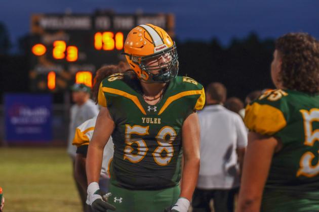 Hornet football in Week Six. Photo by Ashley Chandler/News-Leader
