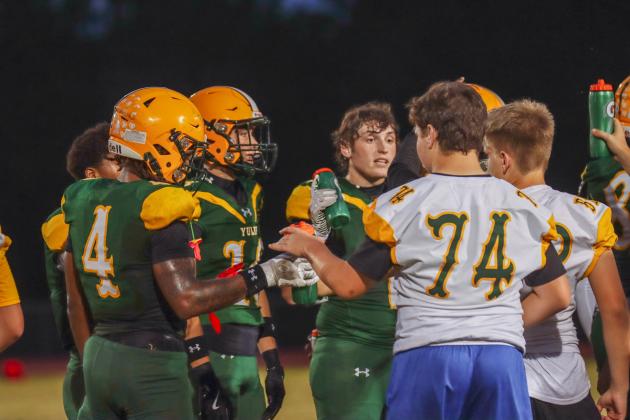Hornet football in Week Six. Photo by Ashley Chandler/News-Leader
