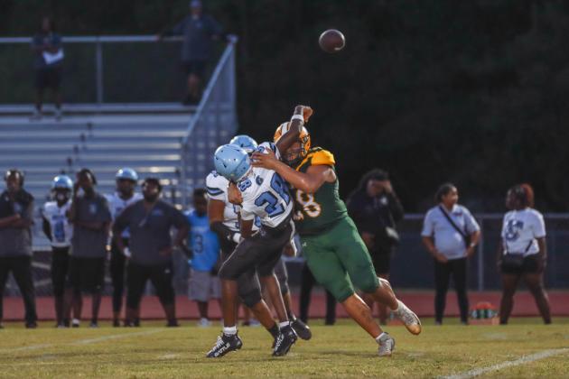 Hornet football in Week Six. Photo by Ashley Chandler/News-Leader