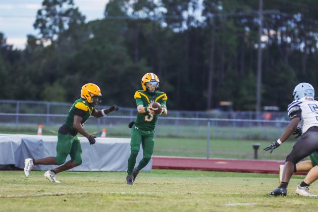 Hornet football in Week Six. Photo by Ashley Chandler/News-Leader