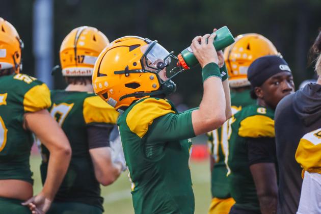 Hornet football in Week Six. Photo by Ashley Chandler/News-Leader