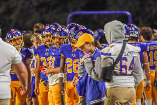 Fernandina Beach Pirates football in the SSAA quarterfinal against Paxon School for Advanced Studies Golden Eagles. Photo by Ashley Chandler/News-Leader