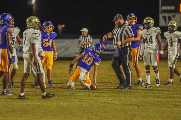 Fernandina Beach Pirates football in the SSAA quarterfinal against Paxon School for Advanced Studies Golden Eagles. Photo by Ashley Chandler/News-Leader