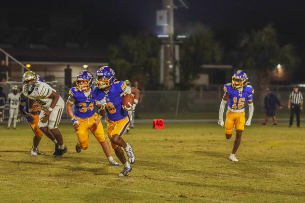 Fernandina Beach Pirates football in the SSAA quarterfinal against Paxon School for Advanced Studies Golden Eagles. Photo by Ashley Chandler/News-Leader
