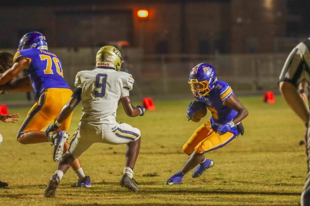 Fernandina Beach Pirates football in the SSAA quarterfinal against Paxon School for Advanced Studies Golden Eagles. Photo by Ashley Chandler/News-Leader