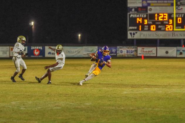 Fernandina Beach Pirates football in the SSAA quarterfinal against Paxon School for Advanced Studies Golden Eagles. Photo by Ashley Chandler/News-Leader