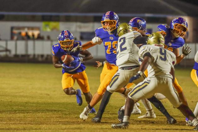 Fernandina Beach Pirates football in the SSAA quarterfinal against Paxon School for Advanced Studies Golden Eagles. Photo by Ashley Chandler/News-Leader