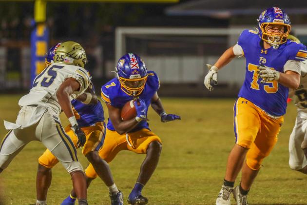 Fernandina Beach Pirates football in the SSAA quarterfinal against Paxon School for Advanced Studies Golden Eagles. Photo by Ashley Chandler/News-Leader
