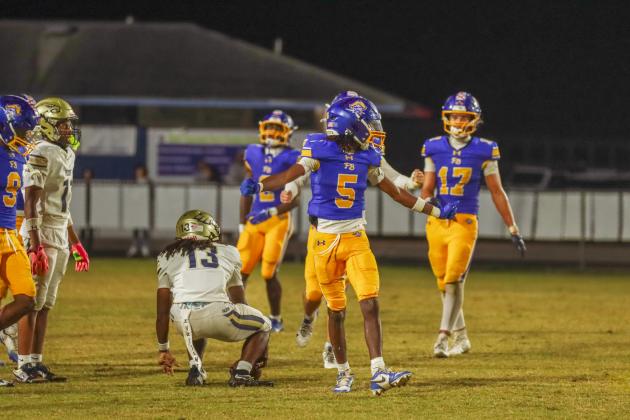 Fernandina Beach Pirates football in the SSAA quarterfinal against Paxon School for Advanced Studies Golden Eagles. Photo by Ashley Chandler/News-Leader