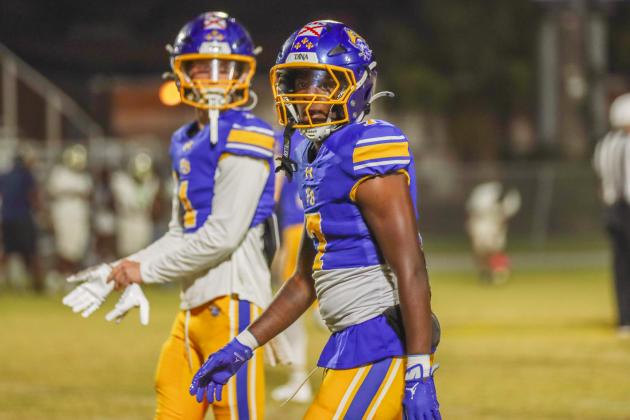 Fernandina Beach Pirates football in the SSAA quarterfinal against Paxon School for Advanced Studies Golden Eagles. Photo by Ashley Chandler/News-Leader