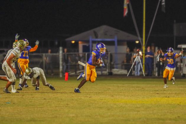 Fernandina Beach Pirates football in the SSAA quarterfinal against Paxon School for Advanced Studies Golden Eagles. Photo by Ashley Chandler/News-Leader