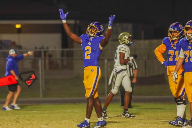 Fernandina Beach Pirates football in the SSAA quarterfinal against Paxon School for Advanced Studies Golden Eagles. Photo by Ashley Chandler/News-Leader
