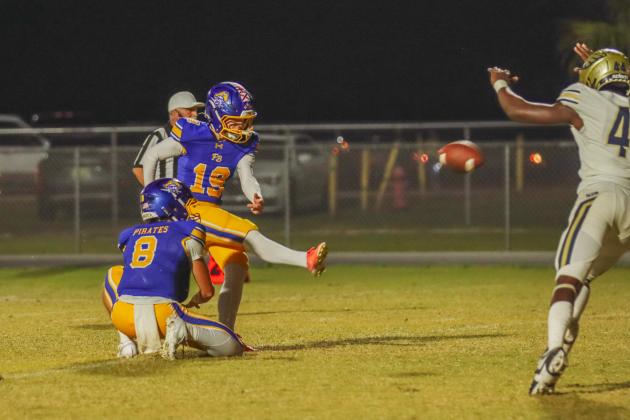 Fernandina Beach Pirates football in the SSAA quarterfinal against Paxon School for Advanced Studies Golden Eagles. Photo by Ashley Chandler/News-Leader