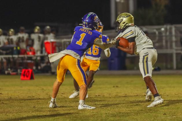 Fernandina Beach Pirates football in the SSAA quarterfinal against Paxon School for Advanced Studies Golden Eagles. Photo by Ashley Chandler/News-Leader