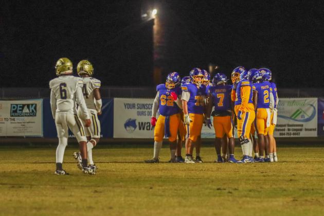 Fernandina Beach Pirates football in the SSAA quarterfinal against Paxon School for Advanced Studies Golden Eagles. Photo by Ashley Chandler/News-Leader