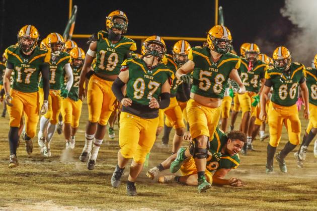 Yulee High School football vs. West Florida (Pensacola) Jaguars on Nov. 14.  Photo by Ashley Chandler/News-Leader