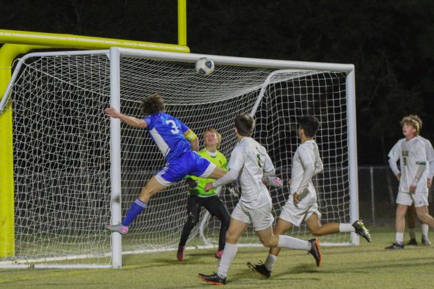 The Hornets vs. Pirates boys soccer game on Nov. 17. Photo by Marisa DeMar/News-Leader