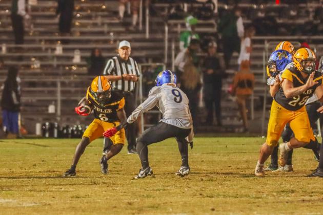 Hornet football on Oct. 31. Photo by Ashley Chandler/News-Leader