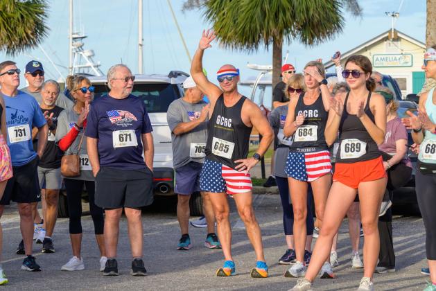 Cross the Line's Veterans Day 5k in 2024. Photo by Barefoot Amelia 