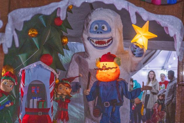 The holiday display set up outside the Nassau County tent. Photo by Ashley Chandler/News-Leader