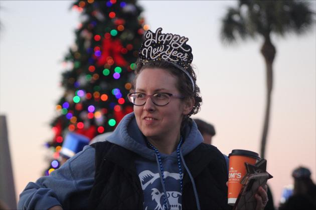 Shrimp Drop attendee at the celebration before the event.  By Marisa DeMar/News-Leader
