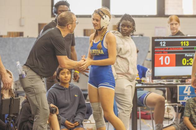 Dual at the Dunes wrestling tournament on Jan. 10, 2026 at FBHS. Photo by Ashley Chandler/News-Leader