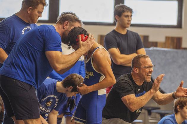 Dual at the Dunes wrestling tournament on Jan. 10, 2026 at FBHS. Photo by Ashley Chandler/News-Leader