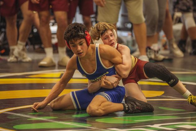 Dual at the Dunes wrestling tournament on Jan. 10, 2026 at FBHS. Photo by Ashley Chandler/News-Leader