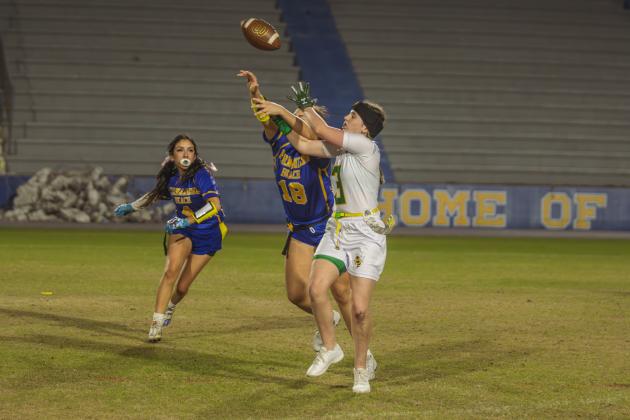 The Fernandina Beach and Yulee high school flag football teams faced off Wednesday in Fernandina Beach. Photo by Ashley Chandler/News-Leader