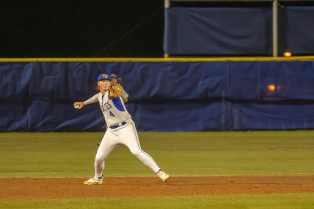 Pirates vs. Sandalwood on Feb. 17. Photo by Ashley Chandler/News-Leader