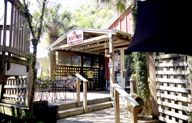The Happy Tomato Courtyard Cafe &amp; BBQ on South 3rd Street in Fernandina Beach. By Marisa DeMar/News-Leader