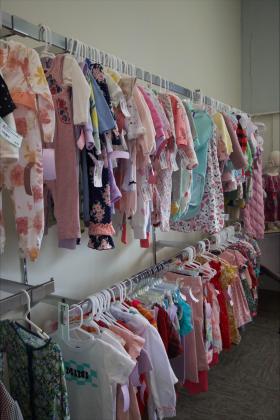 Clothing racks at Wiggle Works. Photo by Marisa DeMar/News-Leader