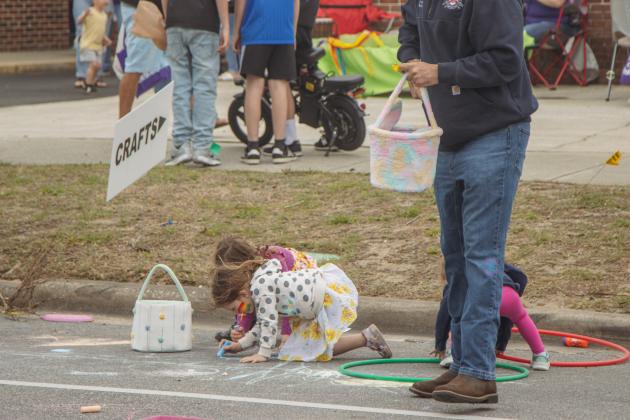 The Memorial United Methodist Church and First Presbyterian Church hosted the annual Community Easter Celebration on Saturday, which featured face painting, free lunch, crafts, photos with the Easter Bunny and Easter egg hunts. Photo by Ashley Chandler/News-Leader