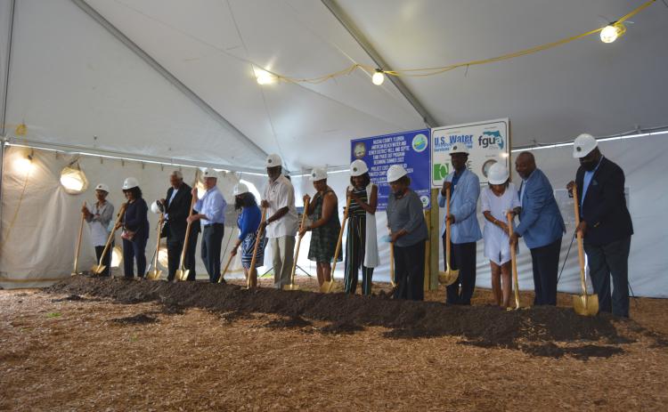 Members of the American Beach Water and Sewer District Advisory Board and American Beach Property Owners’ Association.